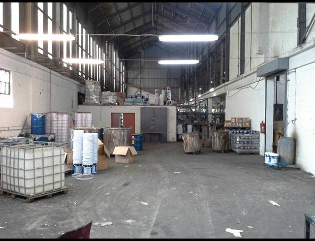 5,664M² FACTORY TO LET IN EPPING INDUSTRIAL